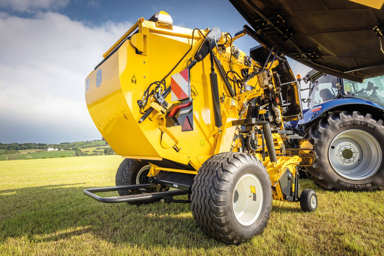 Intuitivní řízení lisu 